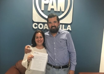Claudia Andrade se registra como precandidata a la alcaldía de PN