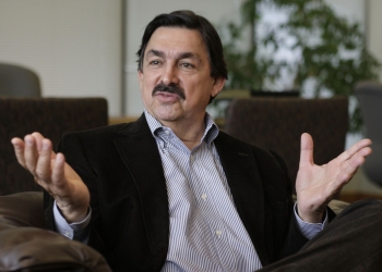 Empresarios piden seriedad a partidos; critican postulación de Urrutia