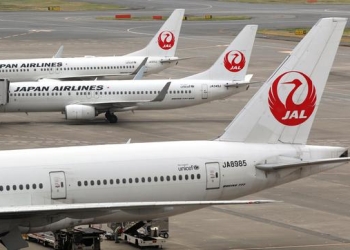 Decenas de vuelos cancelados en suroeste de Japón por erupción volcánica
