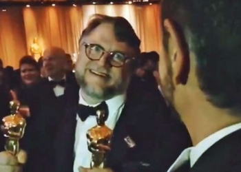 Guillermo del Toro le pide mariachi a Eugenio Derbez