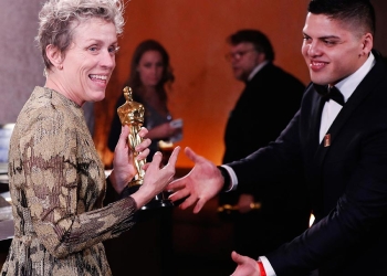 Intentan robar el Oscar de la actriz Frances McDormand