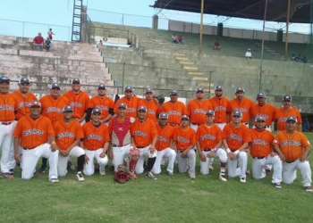Indios Sioux y astros de Piedras negras dividen en la serie final