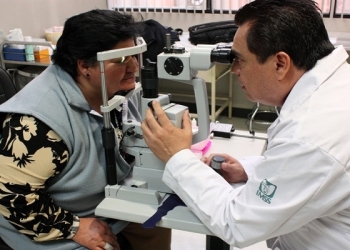 Advierte IMSS daño en la vista por glaucoma