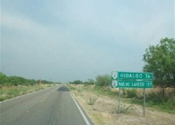 Cierran carretera Piedras Negras-Nuevo Laredo por inseguridad