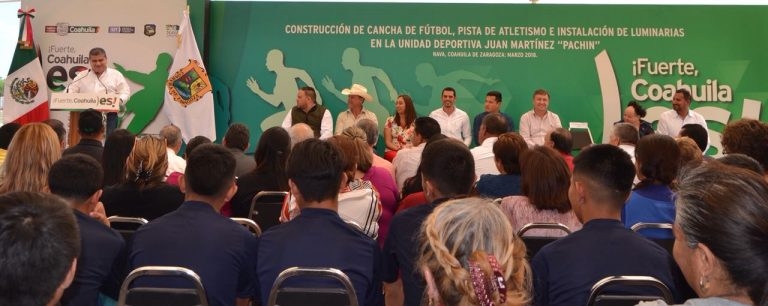 Inaugura Riquelme Unidad Deportiva en Nava