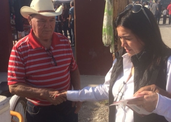 Claudia Andrade visita Nava