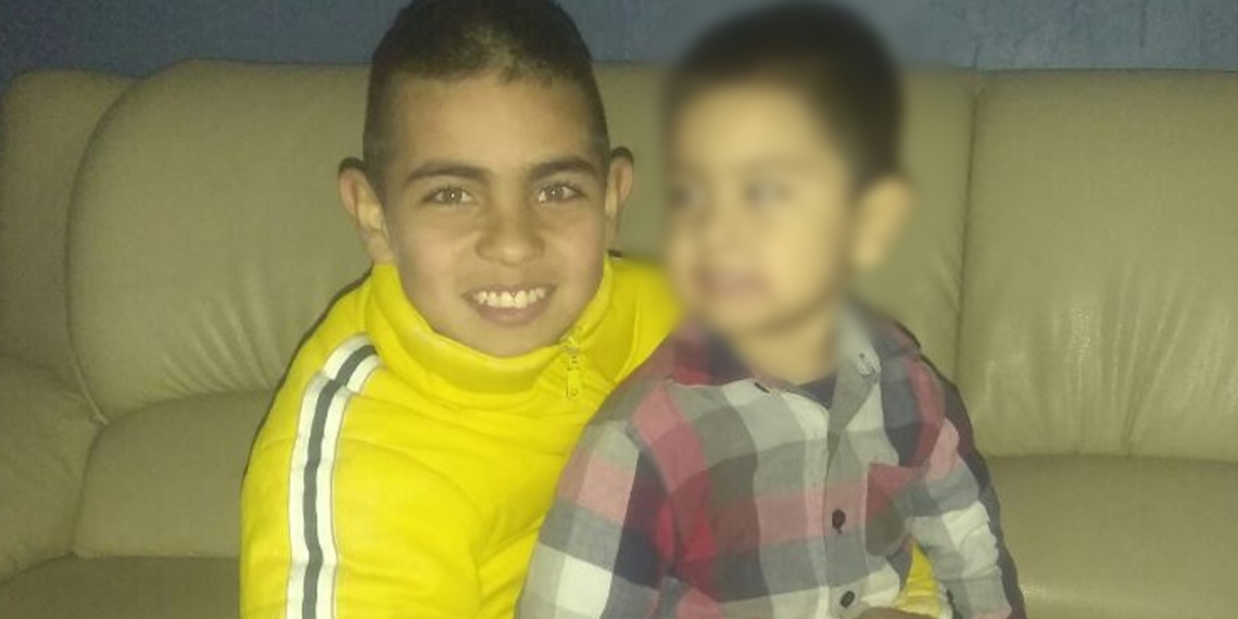 Menor es reportado desaparecido por su madre