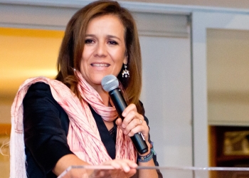 Zavala viaja a EU para mandar “mensaje de apoyo”