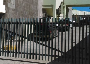 Niña es hospitalizada por ingerir un pedazo de vidrio
