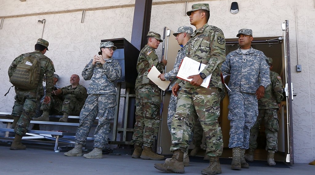 Primeros soldados de la Guardia Nacional llegan a la frontera con México
