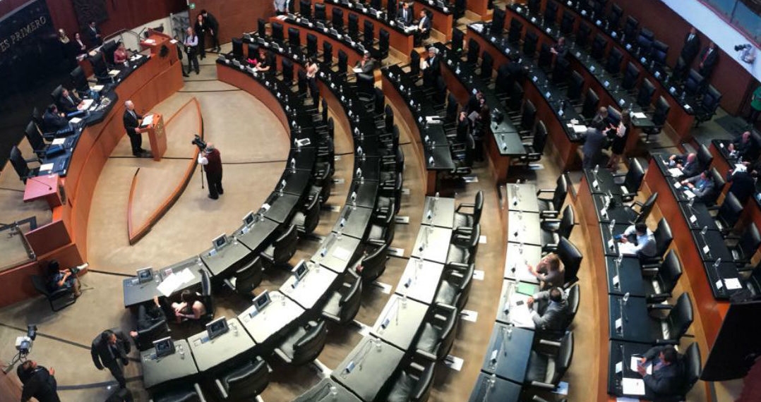 Senado aprueba licencia con salario a padres de niños con cáncer
