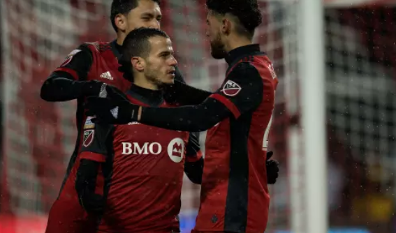 Toronto FC toma ventaja ante América