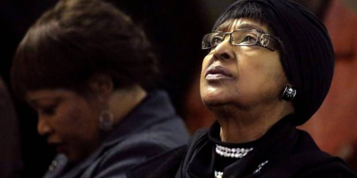 Muere Winnie Mandela