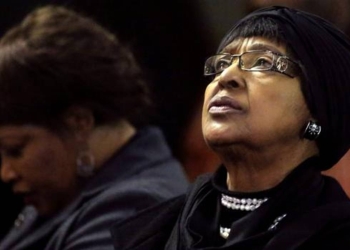 Muere Winnie Mandela