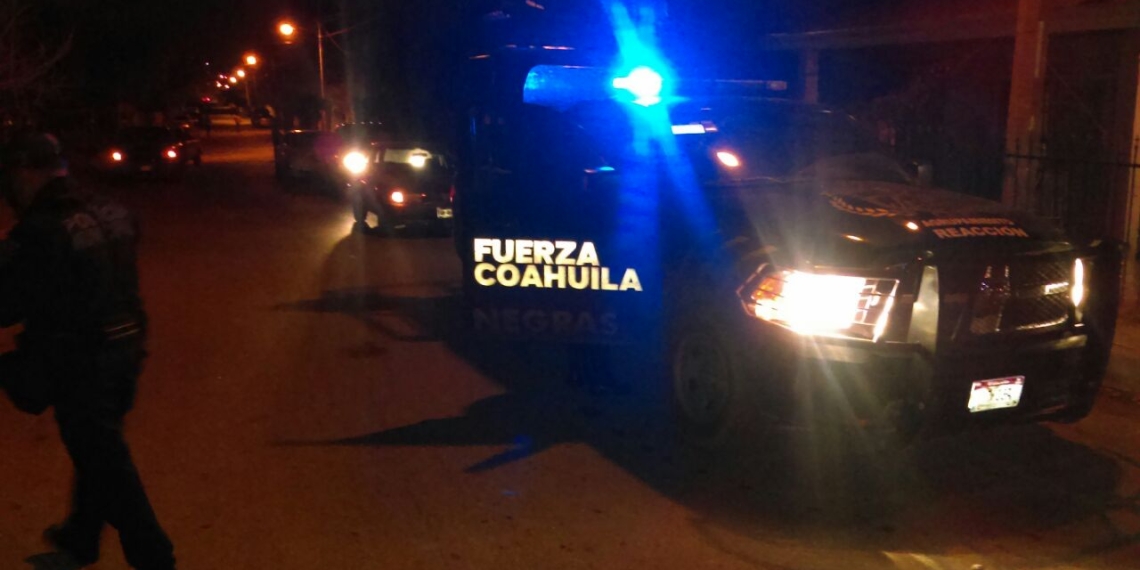 Investigan a policías por extorsiones