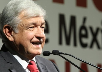 Fortalecer comercio e industria, ofrece López Obrador