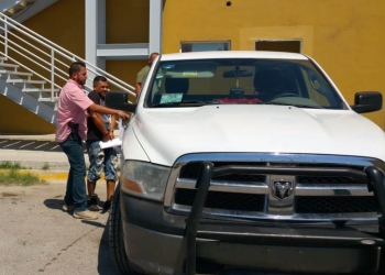 Detienen a responsables de asaltar una farmacia