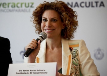 Giran orden de aprehensión contra esposa de Javier Duarte