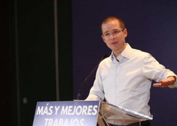 Anaya presenta propuestas para prevenir embarazo infantil