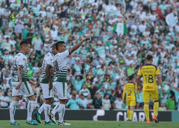 Santos golea al América en juego de ida