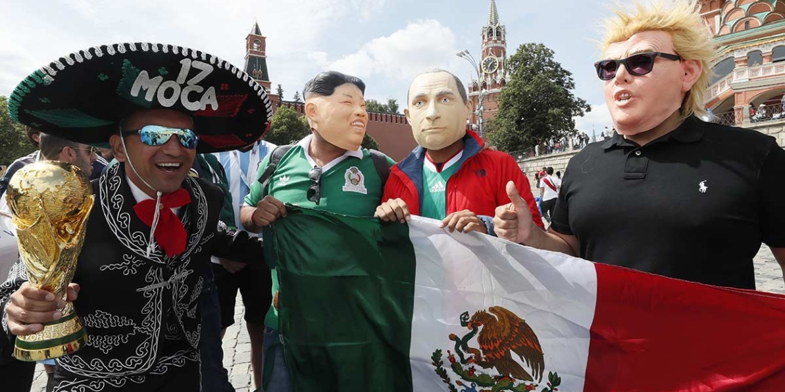 Mexicanos le ponen picardía al primer día del Mundial
