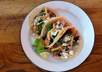 Gana taco hecho con ingredientes mexicanos en concurso de París