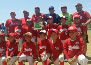 Diablos rojos de P.N avanzan al nacional de béisbol infantil.