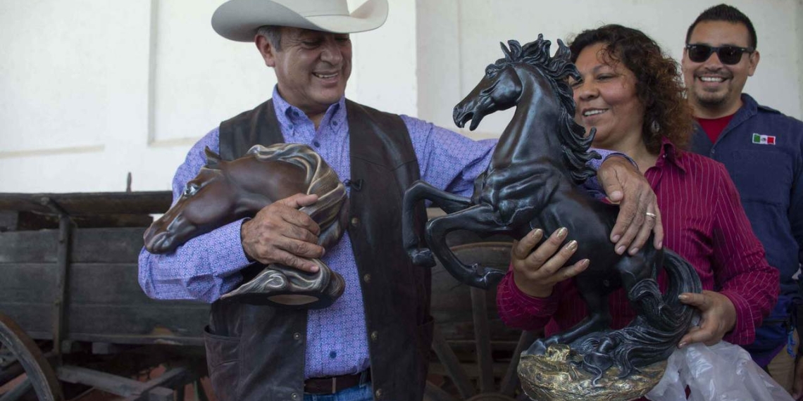 “El Bronco” llama a simpatizantes a crear una ola de rebeldía