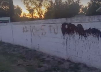 Aparecen pintas de amenazas contra alcaldesa