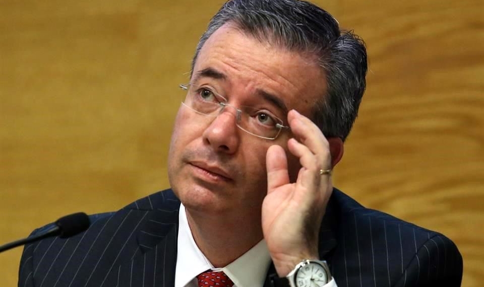 Advierte Banxico riesgo económico