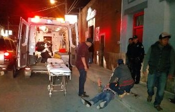 Hombre es lesionado por su ex en una cantina