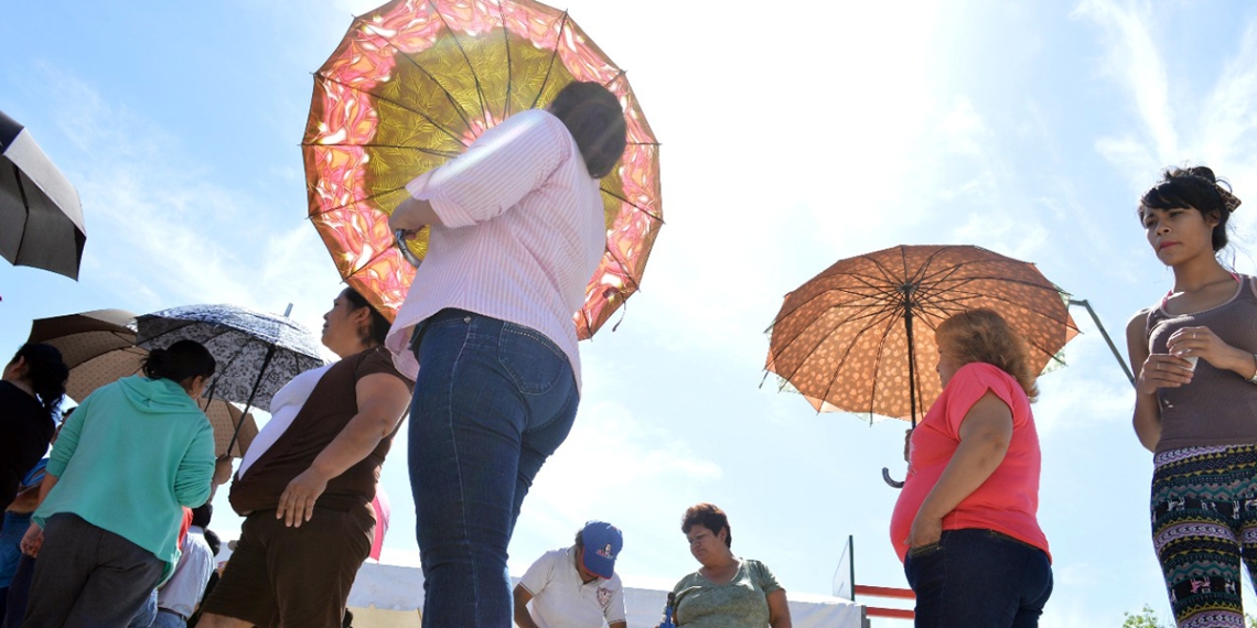 Persiste onda de calor con temperaturas de más de 45 grados en 9 estados