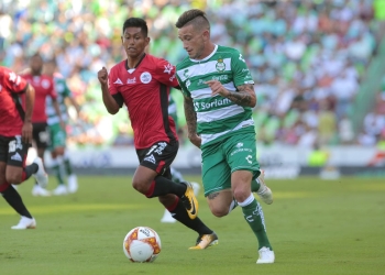TV Azteca evalúa retirarse del negocio del futbol por altos costos