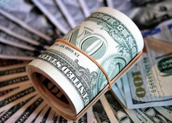 El peso cierra su mejor semana contra el dólar en siete años