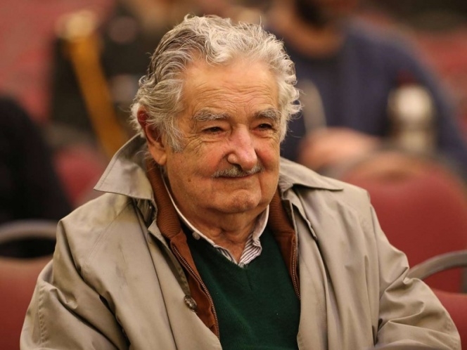 Muchos lo van a criticar, pero salve el destino de México: Mujica a López Obrador