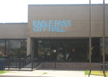 Estruendos causan alarma en Eagle Pass