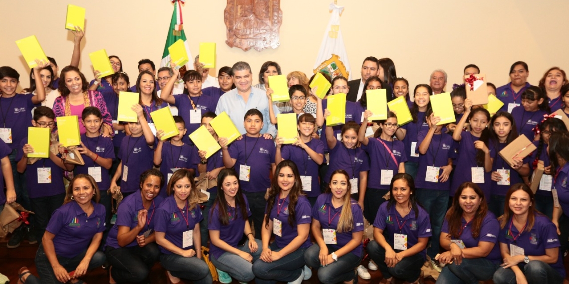 Coahuilenses hacen historia en la olimpiada del conocimiento infantil