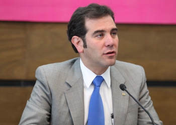 Inicia conteo de votos, el más grande en la historia electoral de México: INE