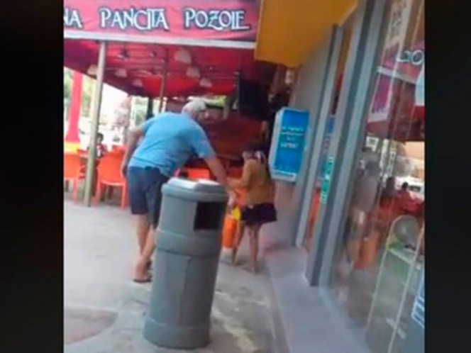 Sujeto arroja ácido afuera de un Oxxo para ‘correr’ a niña indígena