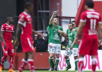 León remonta al Toluca en el ‘infierno’
