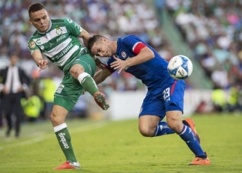 Santos no pudo quitarle lo invicto a Cruz Azul