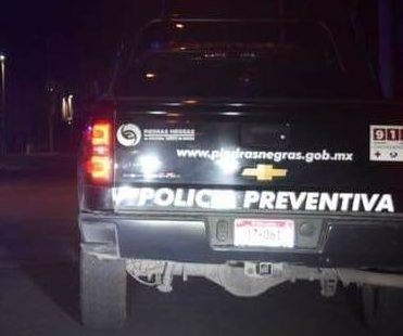 Ocasionan destrozos en otra escuela