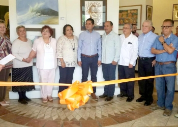 Inauguran exposición realizada por adultos mayores en Acuña