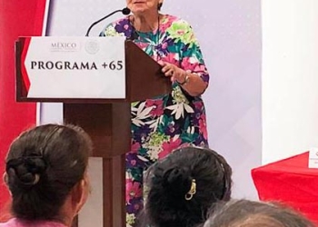 Agradecen atención a los adultos mayores