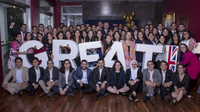 Más de 60 mexicanos obtienen beca para estudiar maestría en Reino Unido