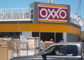 Niegan permiso de construcción a OXXO y SIX en Acuña
