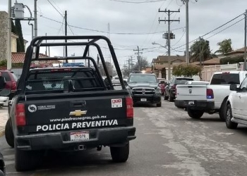 Roban en vivienda de colonia año 2000