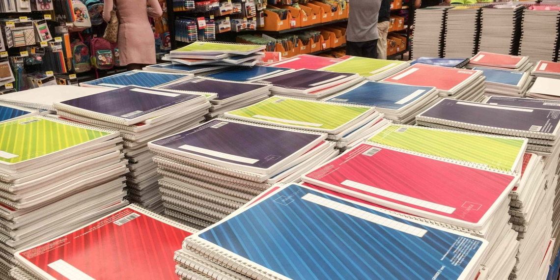 Piden diputados se vigilen los precios de útiles escolares