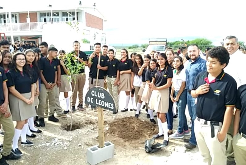 Plantan “Árbol de la Paz” en Acuña