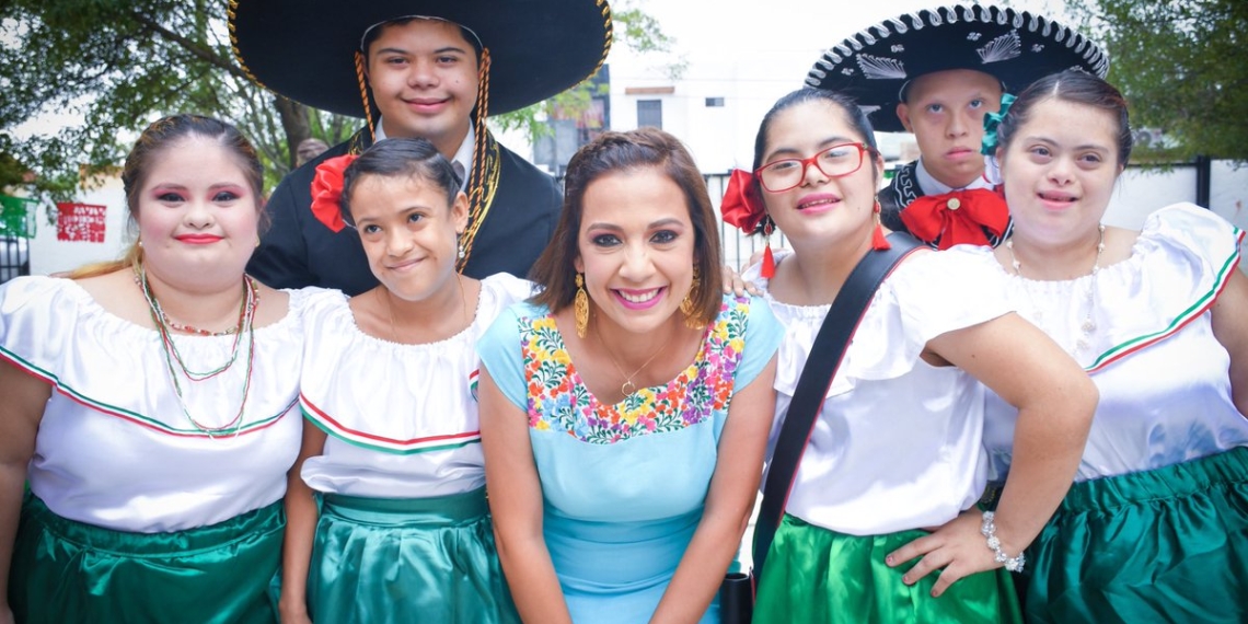 Celebran grito de independencia en el CAM #34